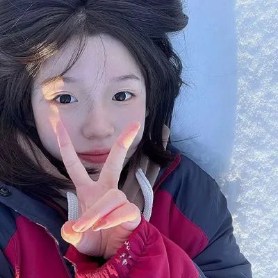 罗马尼亚末代王后 海报